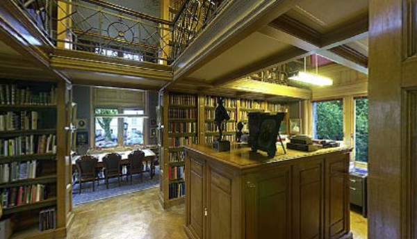 dutch-royal-archives-library-netherlands.jpg