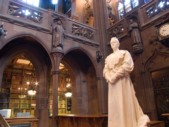 Jhon Rylands library, Manchester, England.bmp