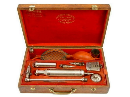 antique-cautery-set-french-102.jpg